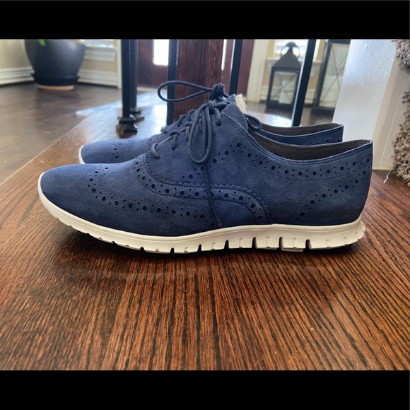 Women’’s Cole Haan Navy shoes - Picture 3 of 6